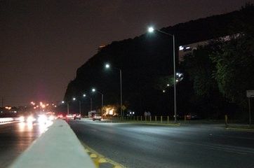 Chiny Przemysłowe zewnętrzne oświetlenie uliczne o mocy 120W do zewnętrznego bezpieczeństwa drogowego 579x325mm dostawca